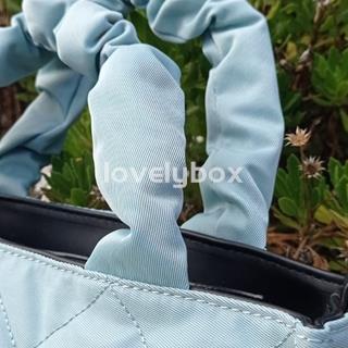 Bolso mano y bandolera DH asa fruncida azul cielo - Imagen 2